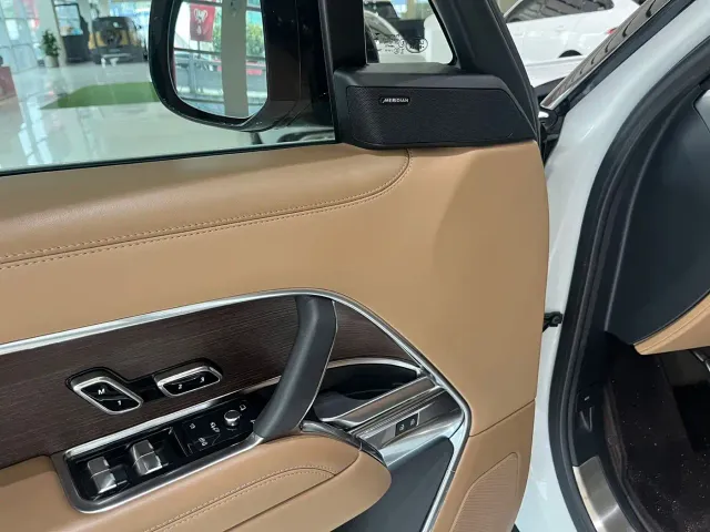 Land Rover Range Rover — Фото автомобиля 7