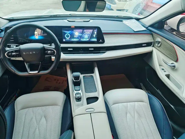 Chery Arrizo 8 — Фото автомобиля 6