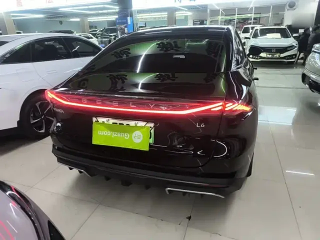 Geely Galaxy L6 — Фото автомобиля 5