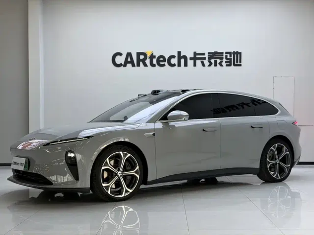 Фотография автомобиля — Nio ET5 Touring