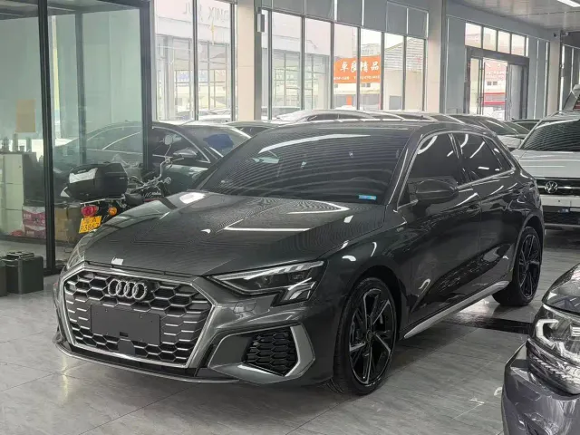 Фотография автомобиля — Audi A3