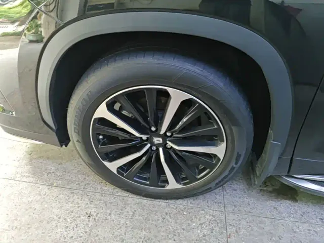 Toyota Crown Kluger — Фото автомобиля 22