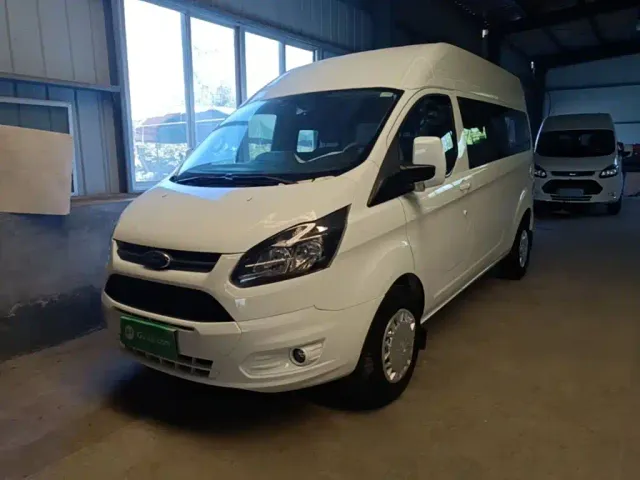 Фотография автомобиля — Ford Transit