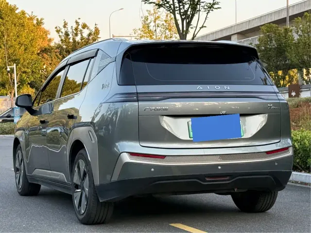 GAC Aion Y — Фото автомобиля 6