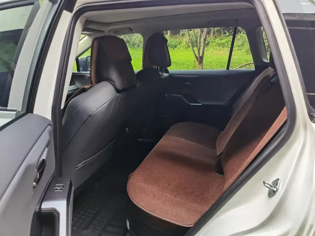 Toyota Wildlander — Фото автомобиля 13