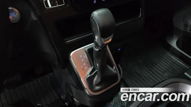 Hyundai Staria — Фото автомобиля 9