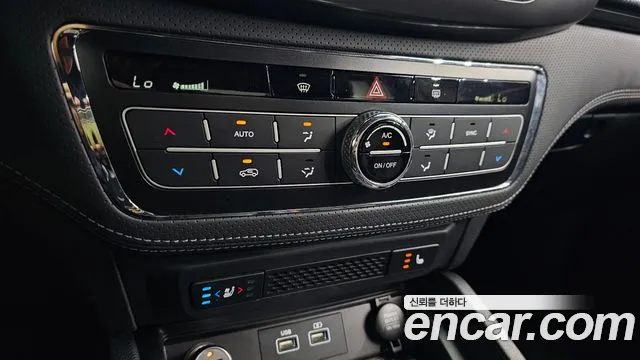 KG_Mobility_Ssangyong Rexton Новый Rexton Sport Khan Дизель 2.2 4WD — Фото автомобиля 25
