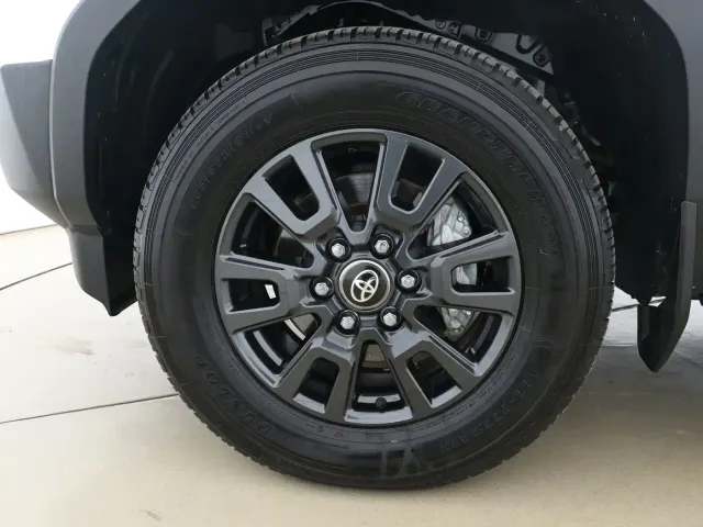 Toyota Prado — Фото автомобиля 15