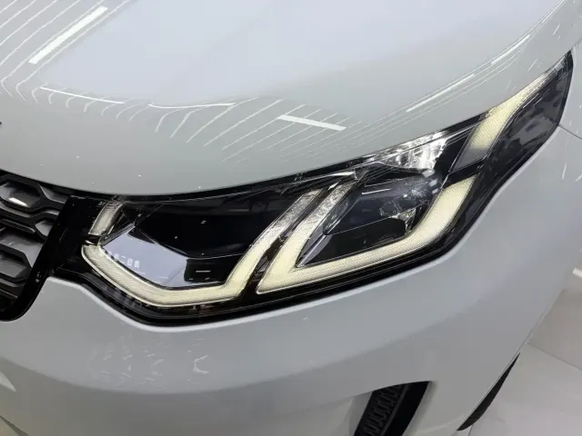Land Rover Land Rover Discovery Sport PHEV 2022 Facelift P300e Plug-in Hybrid — Фото автомобиля 23