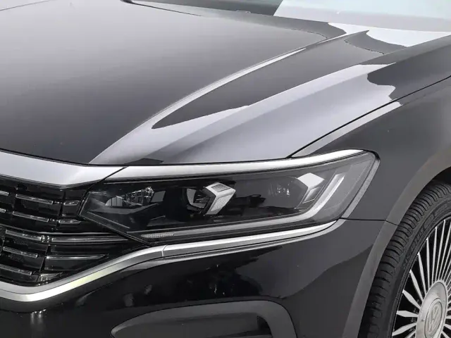 Volkswagen Passat — Фото автомобиля 7