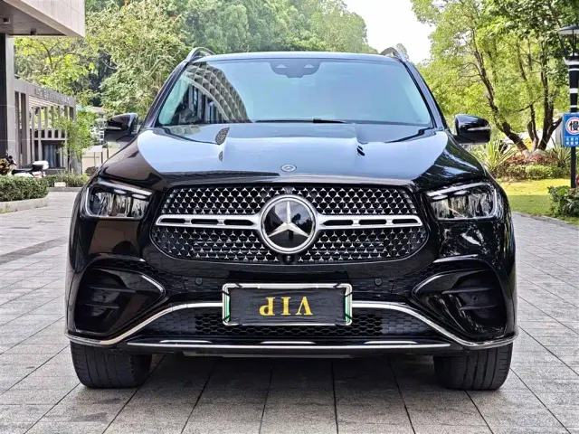 Mercedes-Benz GLE-Class — Фото автомобиля 2