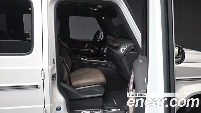 Mercedes-Benz G-Class — Фото автомобиля 11