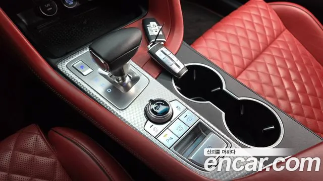 Genesis G70 New — Фото автомобиля 9