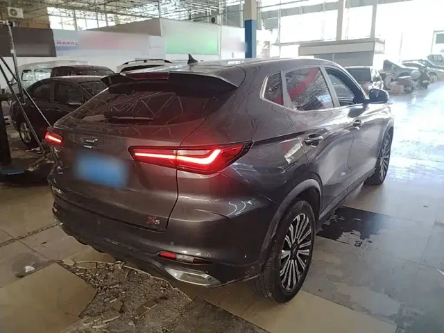 Changan Oushang X5 — Фото автомобиля 6