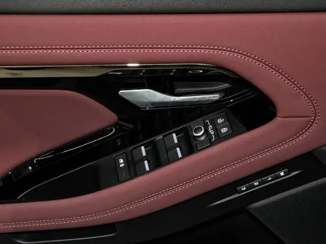 Land Rover Range Rover Evoque — Фото автомобиля 24