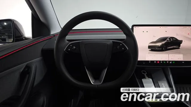 Tesla Model Y — Фото автомобиля 19