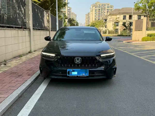 Honda Inspire — Фото автомобиля 3