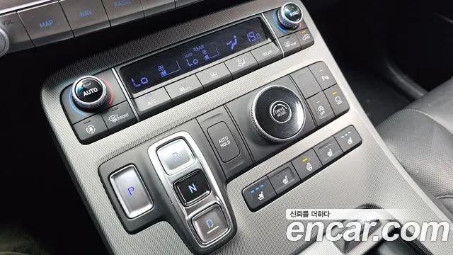 Hyundai Palisade Palisade Дизель 2.2 2WD — Фото автомобиля 9