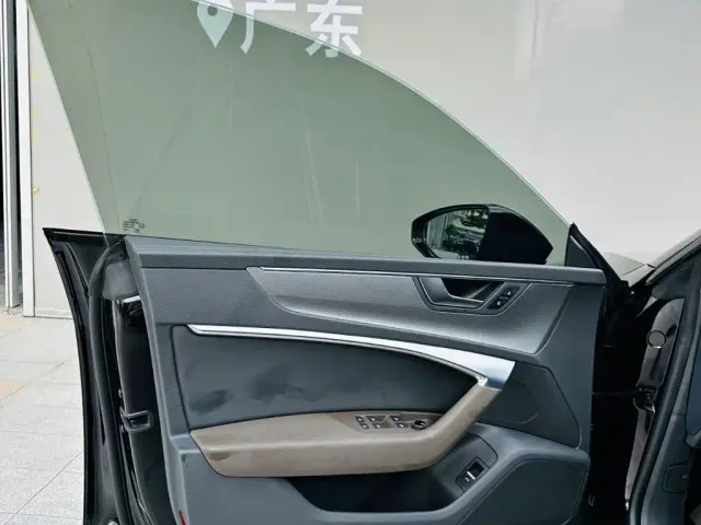 Audi A7L — Фото автомобиля 20