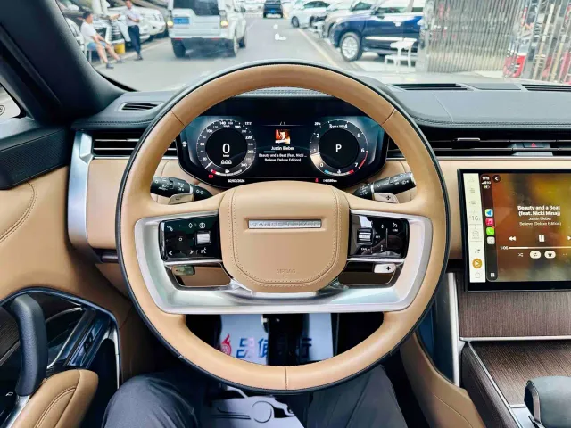 Land Rover Range Rover — Фото автомобиля 8