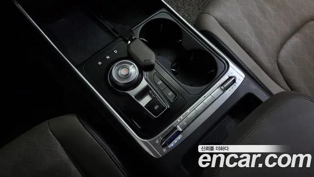 Kia Carnival 4th Gen — Фото автомобиля 9