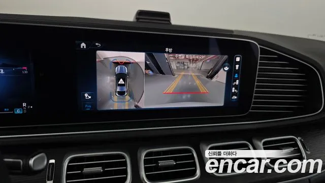 Mercedes-Benz GLE-Class — Фото автомобиля 12