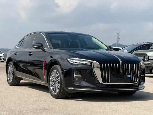Hongqi H5 — Фото автомобиля 3