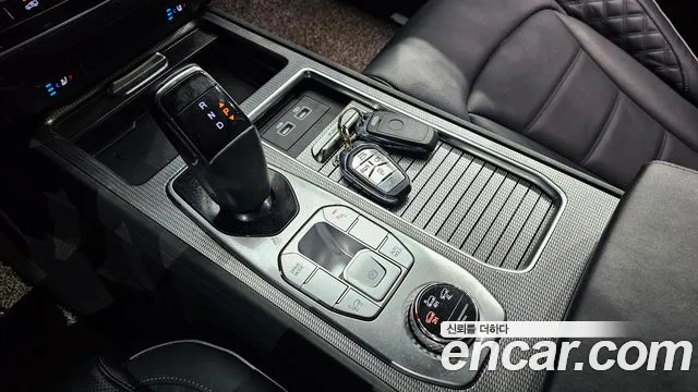 KG_Mobility_Ssangyong Rexton — Фото автомобиля 9