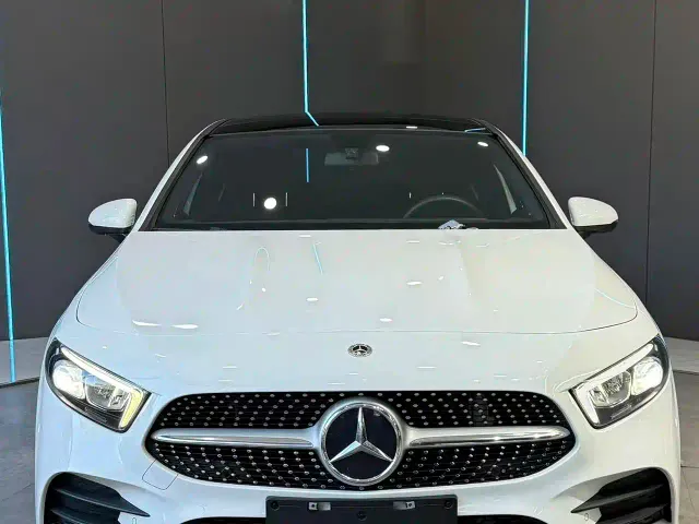 Mercedes-Benz A-Class — Фото автомобиля 2