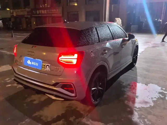 Audi Q2L — Фото автомобиля 3