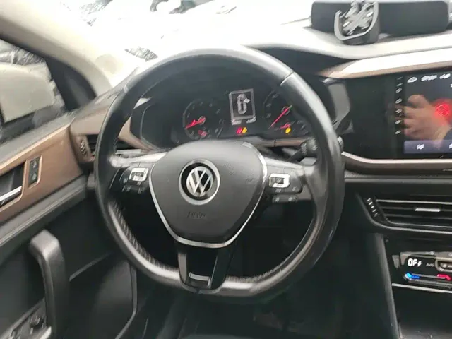 Volkswagen Tharu — Фото автомобиля 10