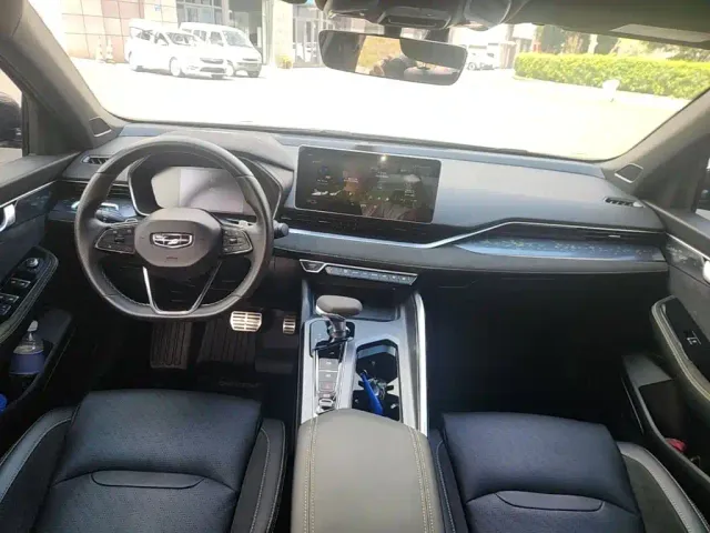 Geely Xingrui — Фото автомобиля 9
