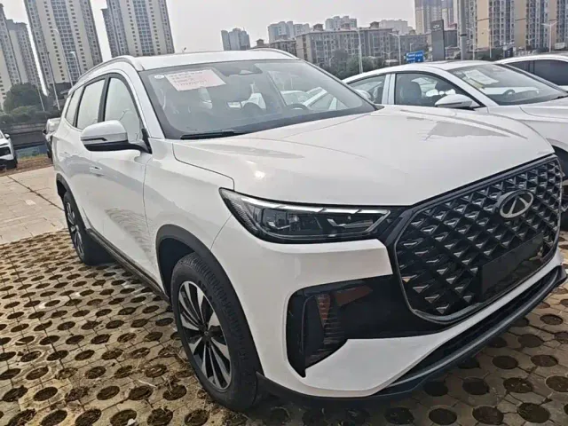 Chery Tiggo 8 PLUS — Фото автомобиля 3