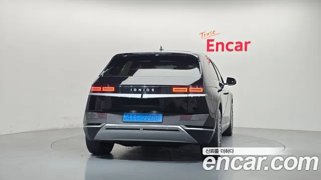 Hyundai Ioniq 5 — Фото автомобиля 4
