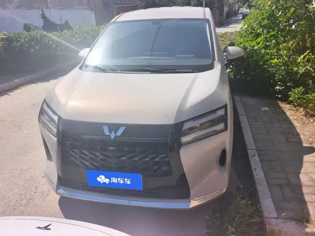 Wuling Starlight 730 — Фото автомобиля 2