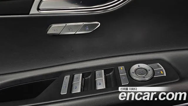 Genesis GV80 — Фото автомобиля 24