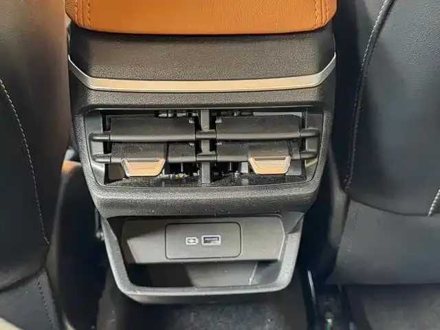 Geely Emgrand — Фото автомобиля 8