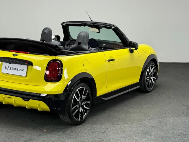 MINI Hatch — Фото автомобиля 24
