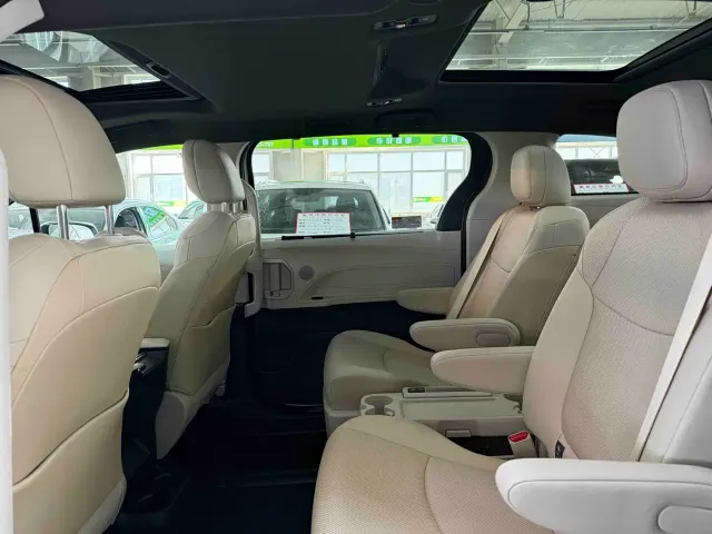 Toyota Granvia — Фото автомобиля 15