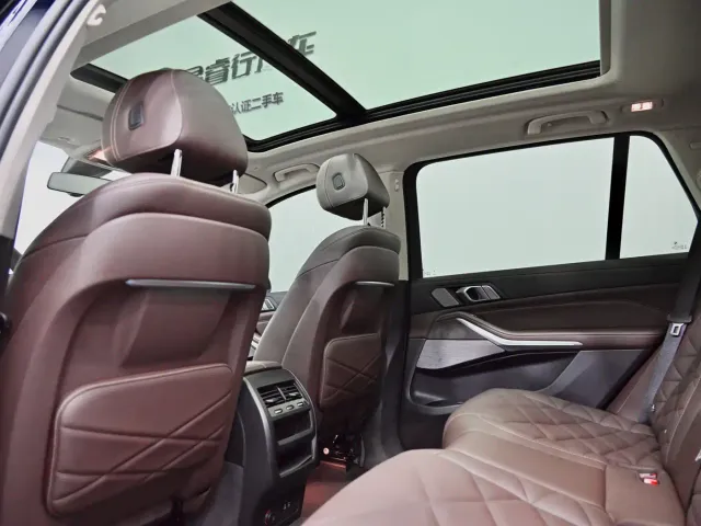 BMW X5 — Фото автомобиля 9
