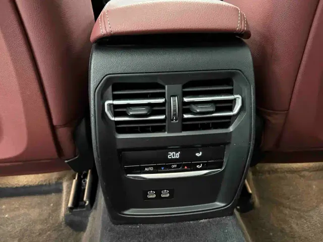 BMW 3 Series — Фото автомобиля 22