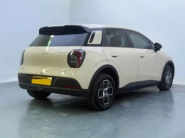 GAC Aion UT — Фото автомобиля 7