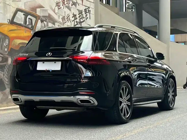 Mercedes-Benz GLE-Class — Фото автомобиля 5