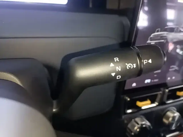 iCAR V23 — Фото автомобиля 13
