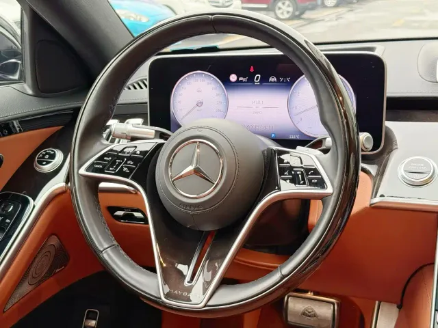 Mercedes-Benz Maybach S-Class — Фото автомобиля 12