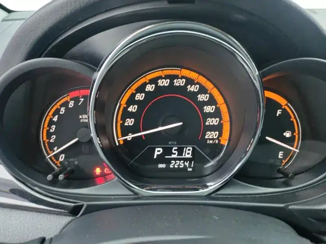 Toyota YARiS L Zhi Xuan — Фото автомобиля 14