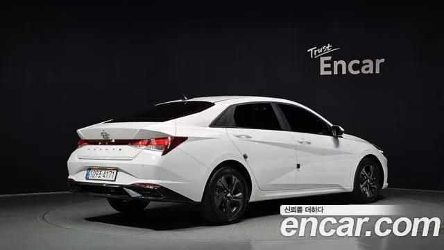 Hyundai AVANTE Avante (CN7) — Фото автомобиля 2