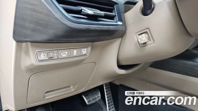 Kia K8 K8 Hybrid — Фото автомобиля 26
