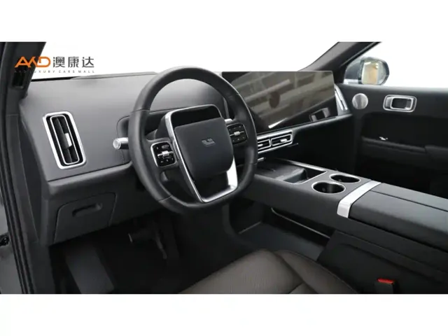 Li Auto L8 — Фото автомобиля 6