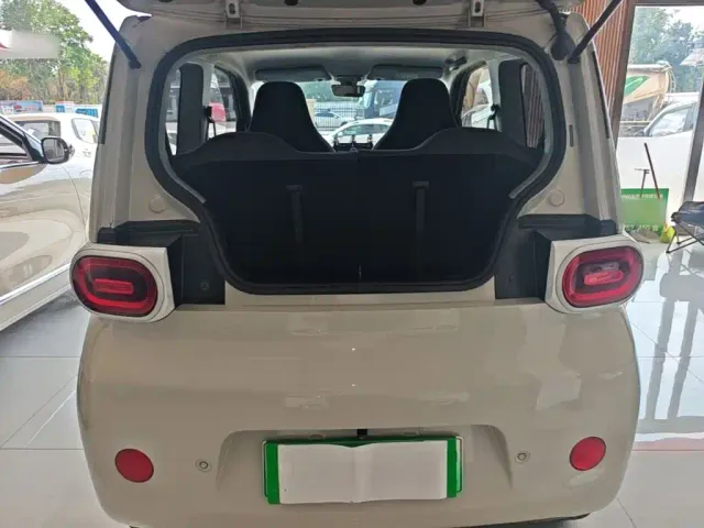 Wuling Hongguang Mini EV — Фото автомобиля 18